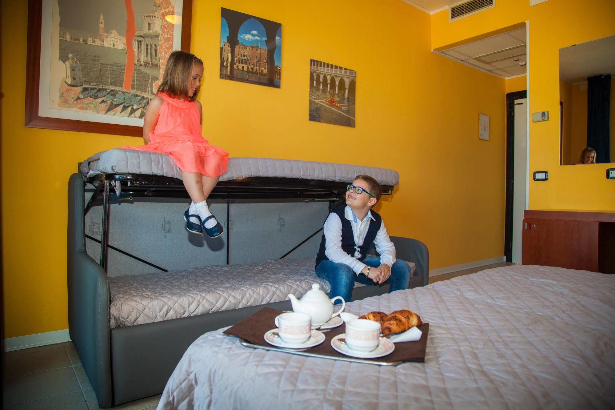 Hotel Park E Mobil Home Sottomarina Eksteriør bilde